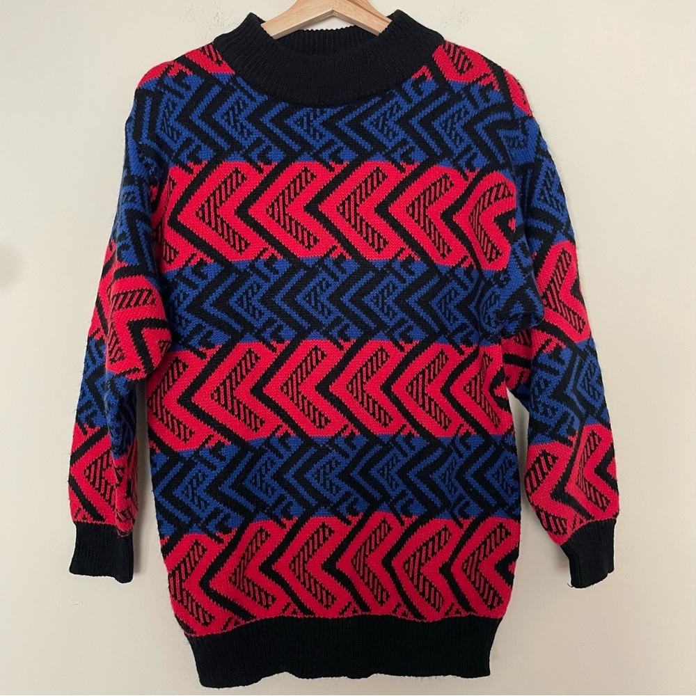 Vintage T.Q. Geometric Pattern Oversize Sweater Red & Blue Size M